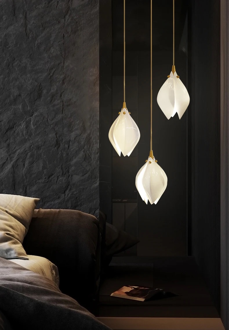 Светильник DZN-10621 ЗОЛОТАЯ БРОНЗА / БЕЛАЯ КЕРАМИКА ` D125/H230+1500/1/G9/10W LEA-LEA 25-07