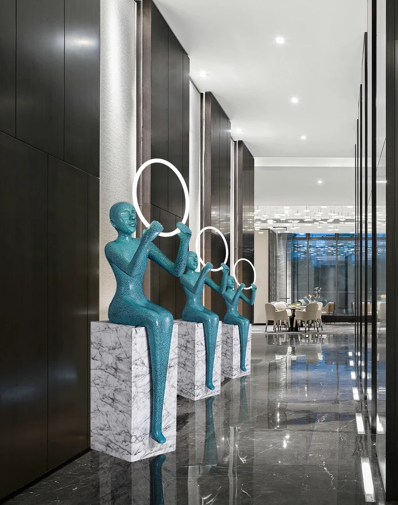 Светильник торшер-маникен DZN-11289 ЧЕРНЫЙ ` D440*400/H1760/1/LED/30W/6500K MANIKIN