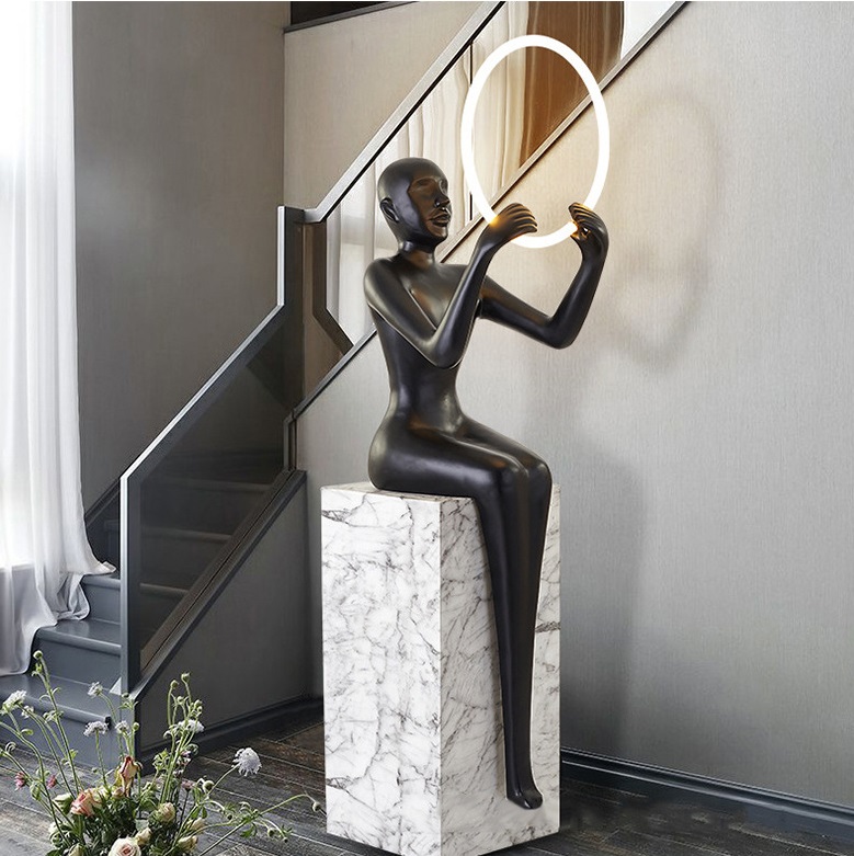 Светильник торшер-маникен DZN-11289 ЧЕРНЫЙ ` D440*400/H1760/1/LED/30W/6500K MANIKIN