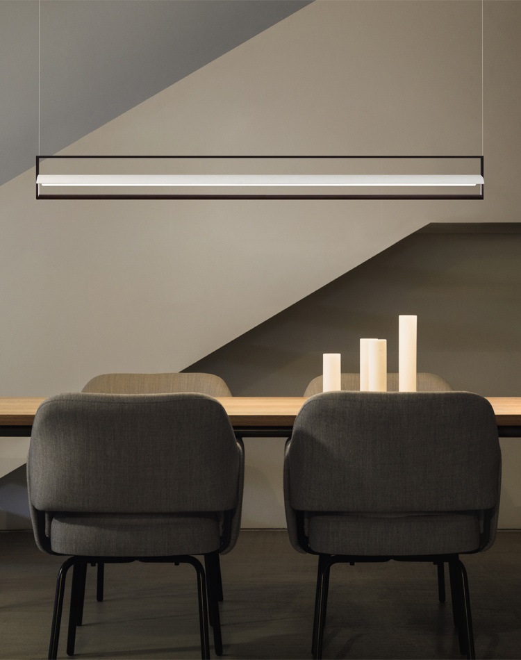 Светильник DZN-40728 ЧЕРНЫЙ+СЕРЕБРО ` D1220*19*16/H1200/1/LED/24W/4000K PYTHAGORAS