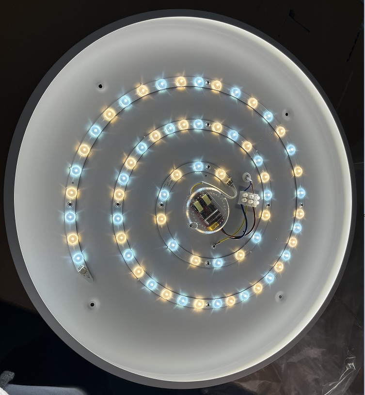 Светильник потолочный SAPFIR SPF-9382 WHITE/БЕЛЫЙ ` D500/H40/1/LED/70W/4000K без ПДУ SLM 23-01(1/10)